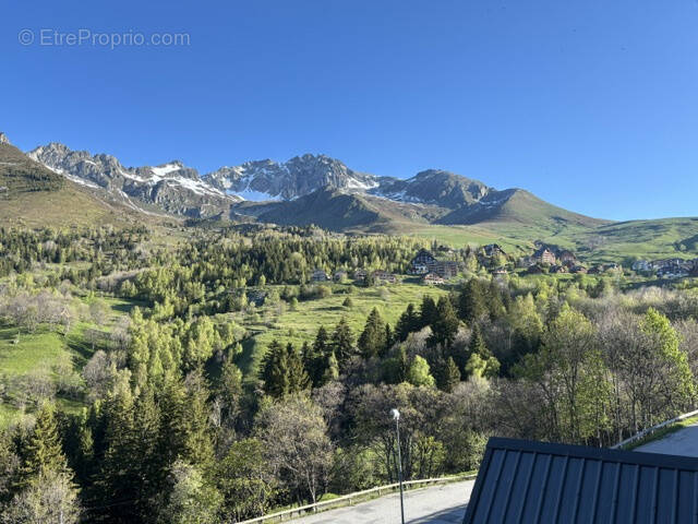 Appartement à SAINT-FRANCOIS-LONGCHAMP