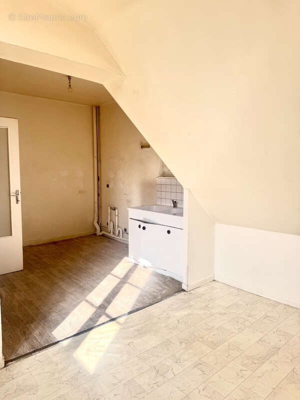 Appartement à SAINTE-SAVINE