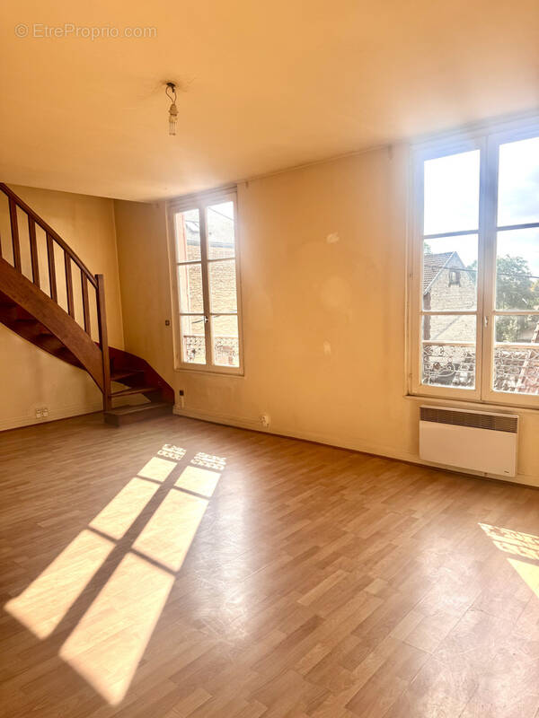 Appartement à SAINTE-SAVINE