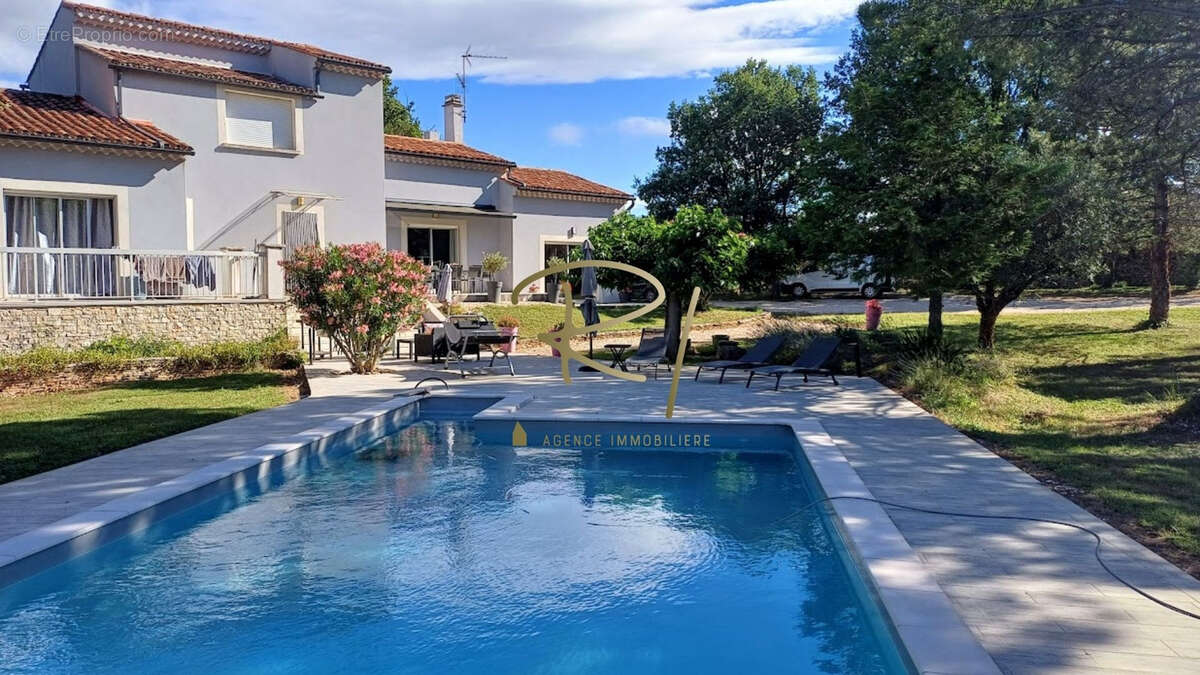 Maison à SAINT-PRIVAT-DE-CHAMPCLOS