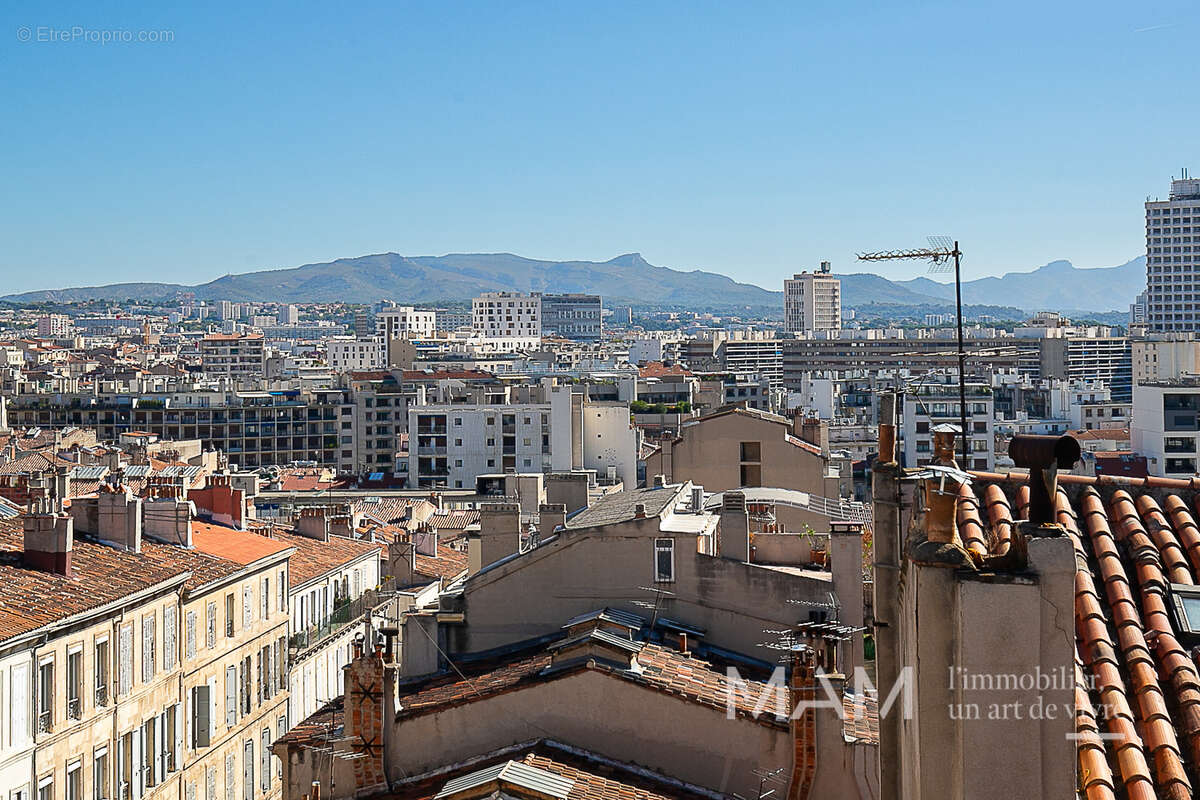 Appartement à MARSEILLE-6E