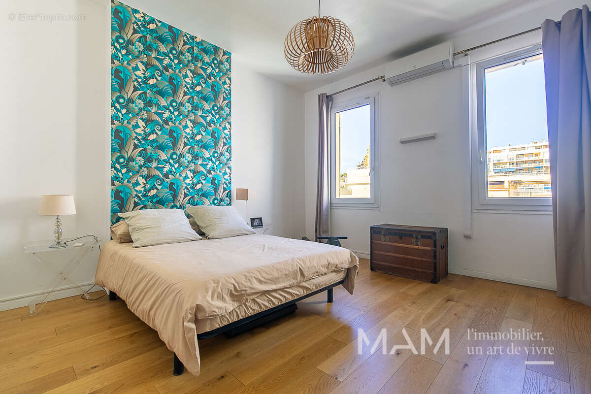 Appartement à MARSEILLE-6E