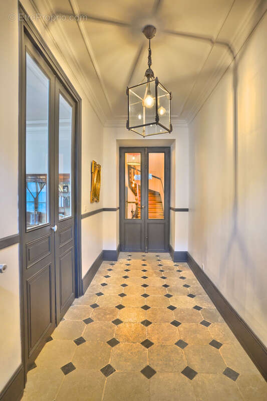 Maison à FONTAINEBLEAU