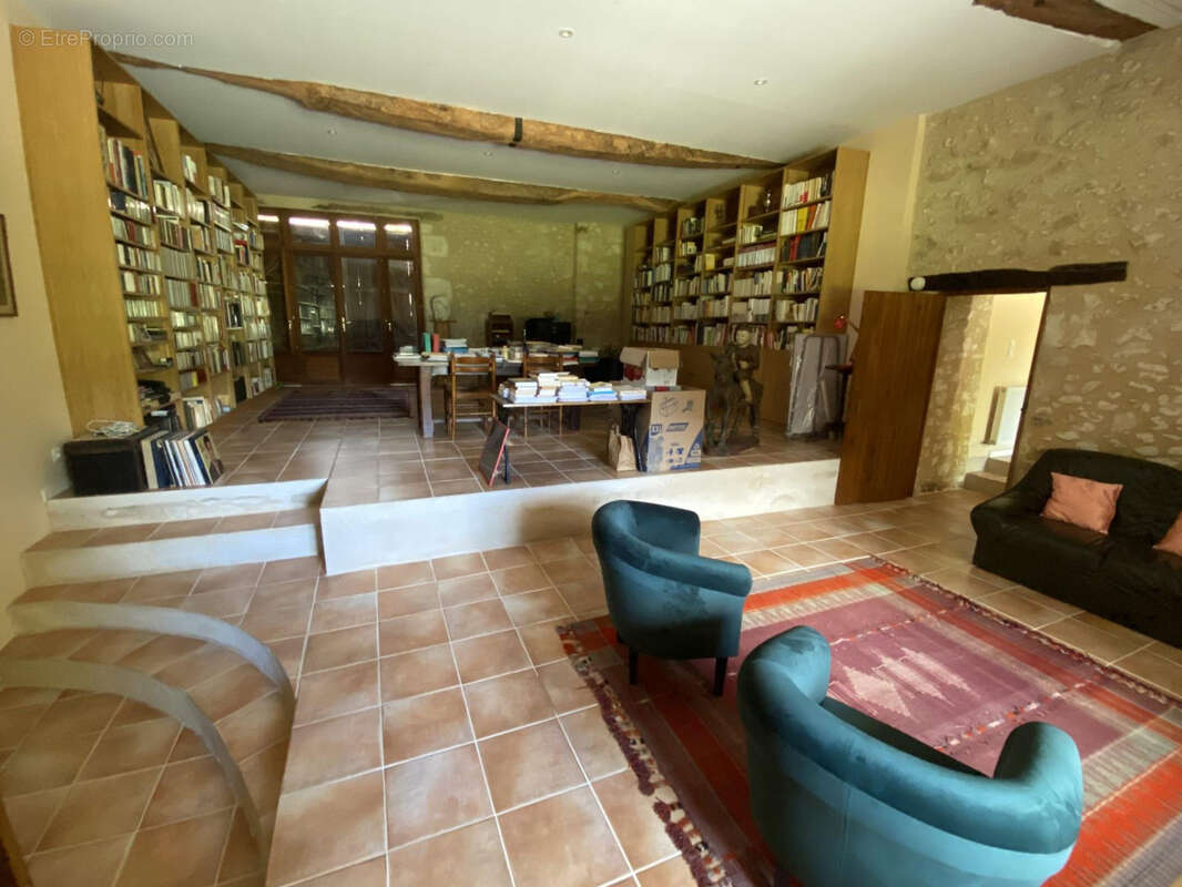 Maison à SAINT-ASTIER