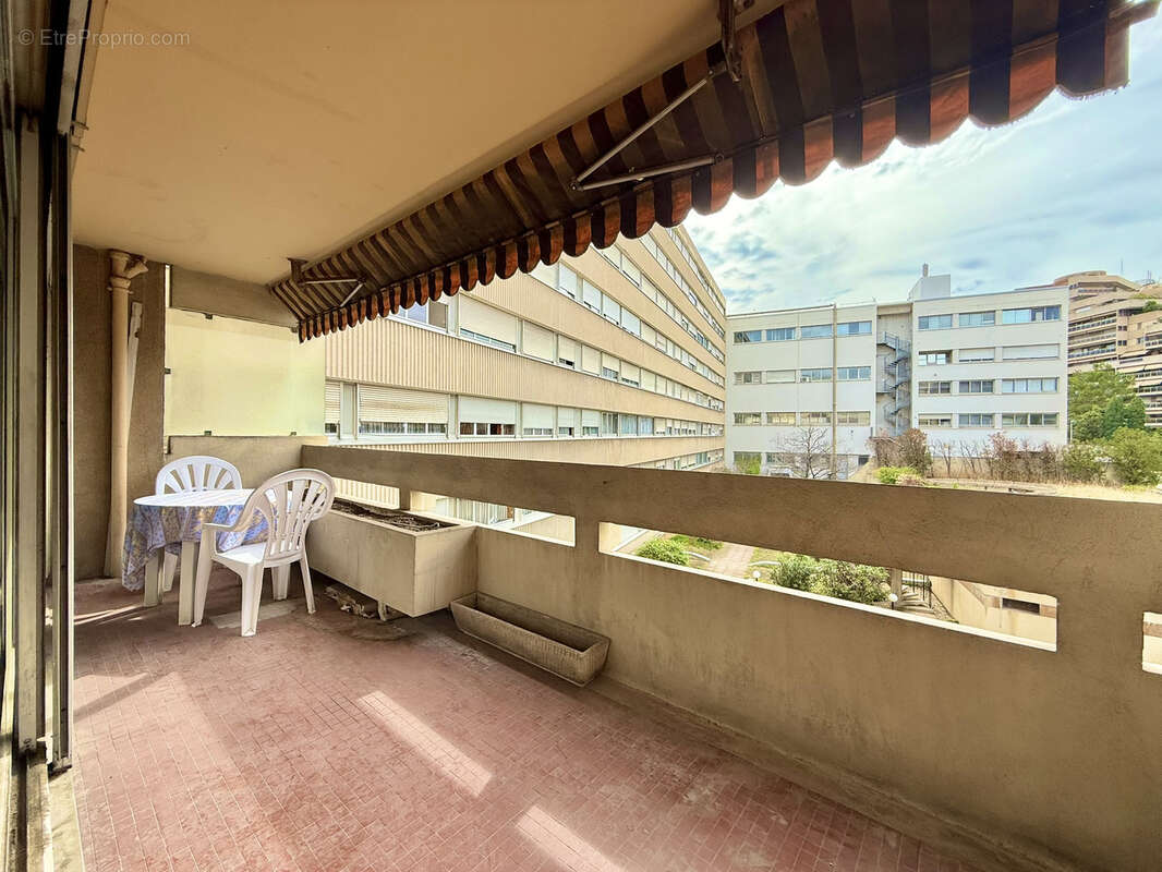 Appartement à MARSEILLE-6E