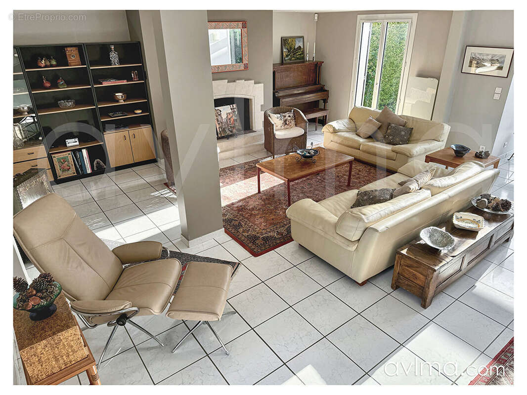 Maison à SAINT-NOM-LA-BRETECHE