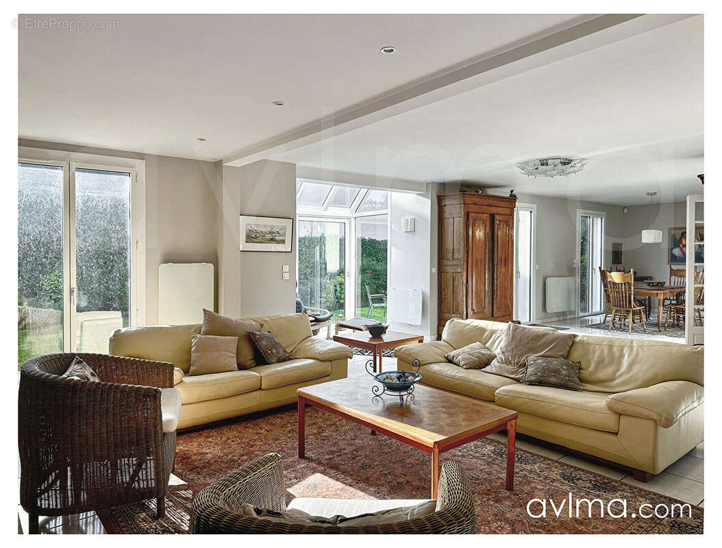 Maison à SAINT-NOM-LA-BRETECHE