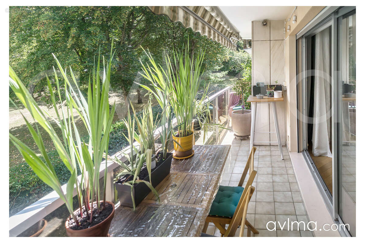 Appartement à LA CELLE-SAINT-CLOUD