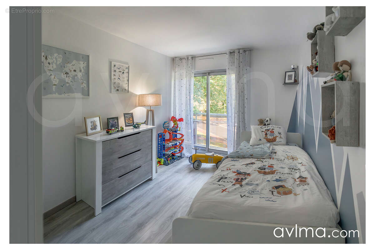 Appartement à LA CELLE-SAINT-CLOUD