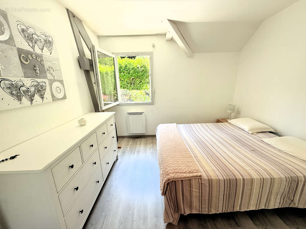 Maison à SAINT-JEOIRE-PRIEURE