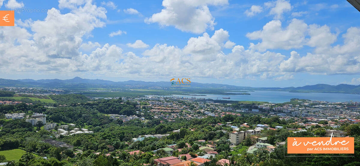 Appartement à FORT-DE-FRANCE
