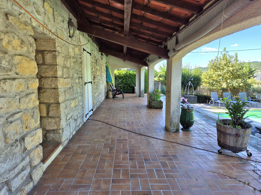 Maison à SAINT-MARTIN-DE-VALGALGUES