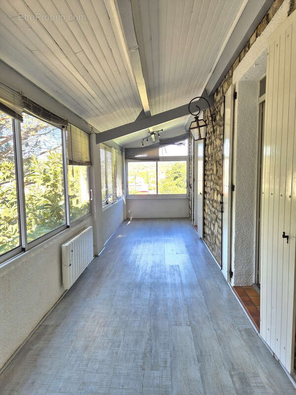 Maison à SAINT-MARTIN-DE-VALGALGUES