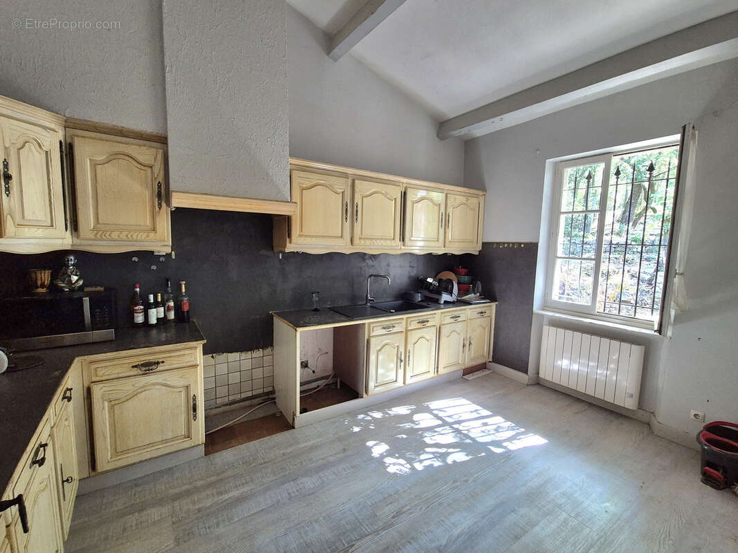 Maison à SAINT-MARTIN-DE-VALGALGUES