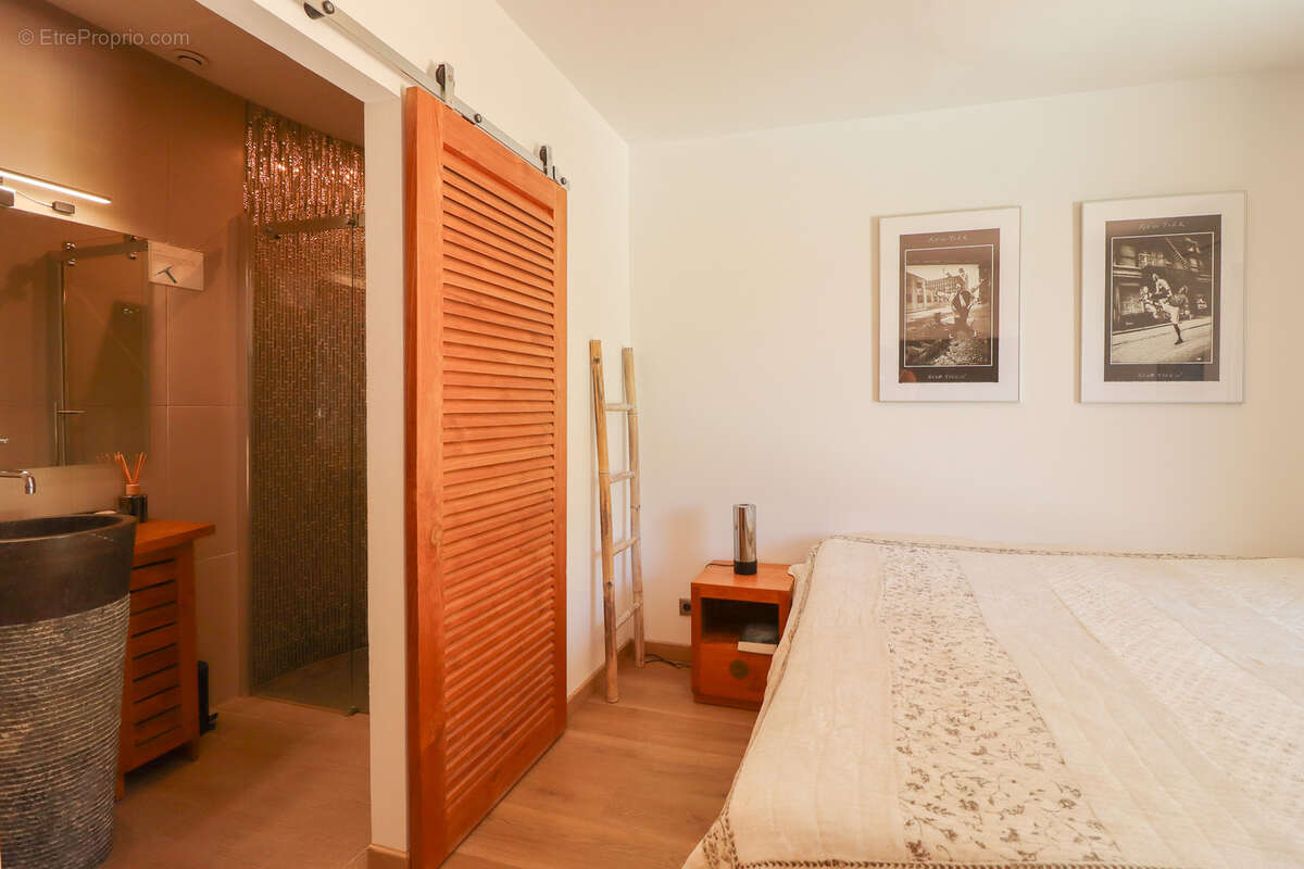 Maison à TOURRETTES