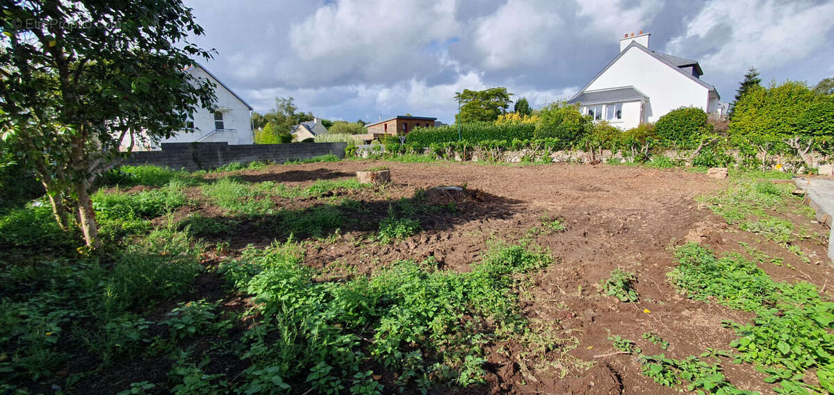 Terrain à RIEC-SUR-BELON