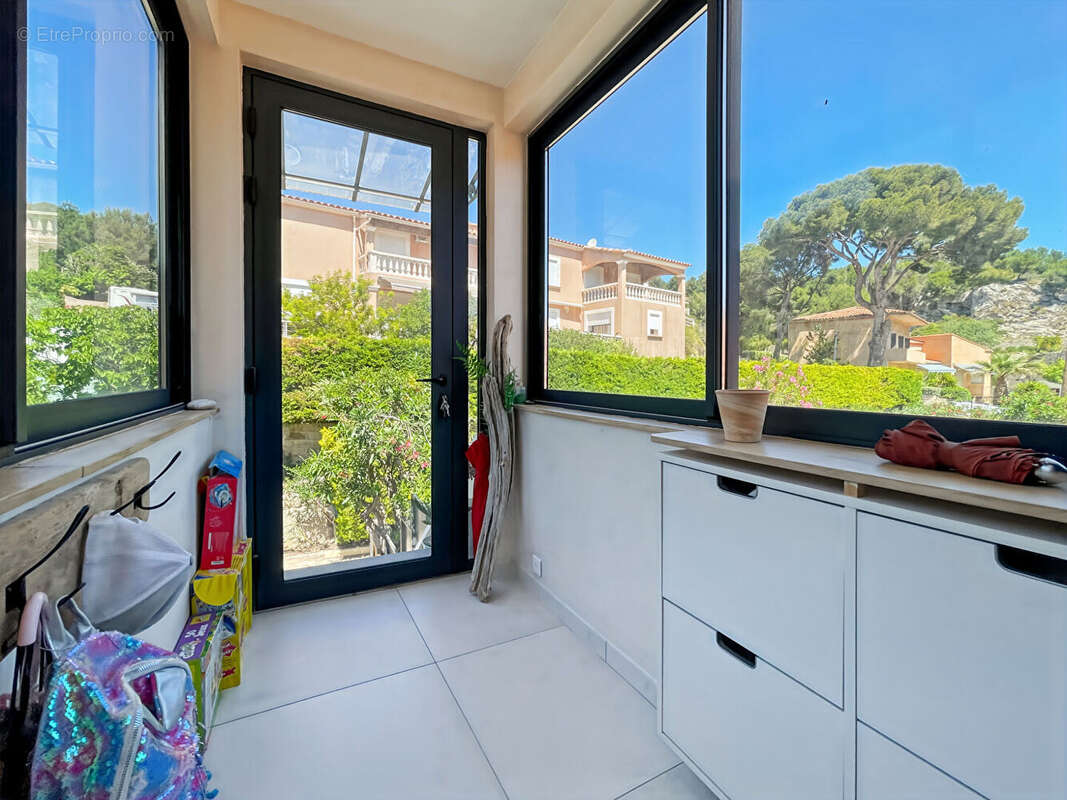 Appartement à CARRY-LE-ROUET