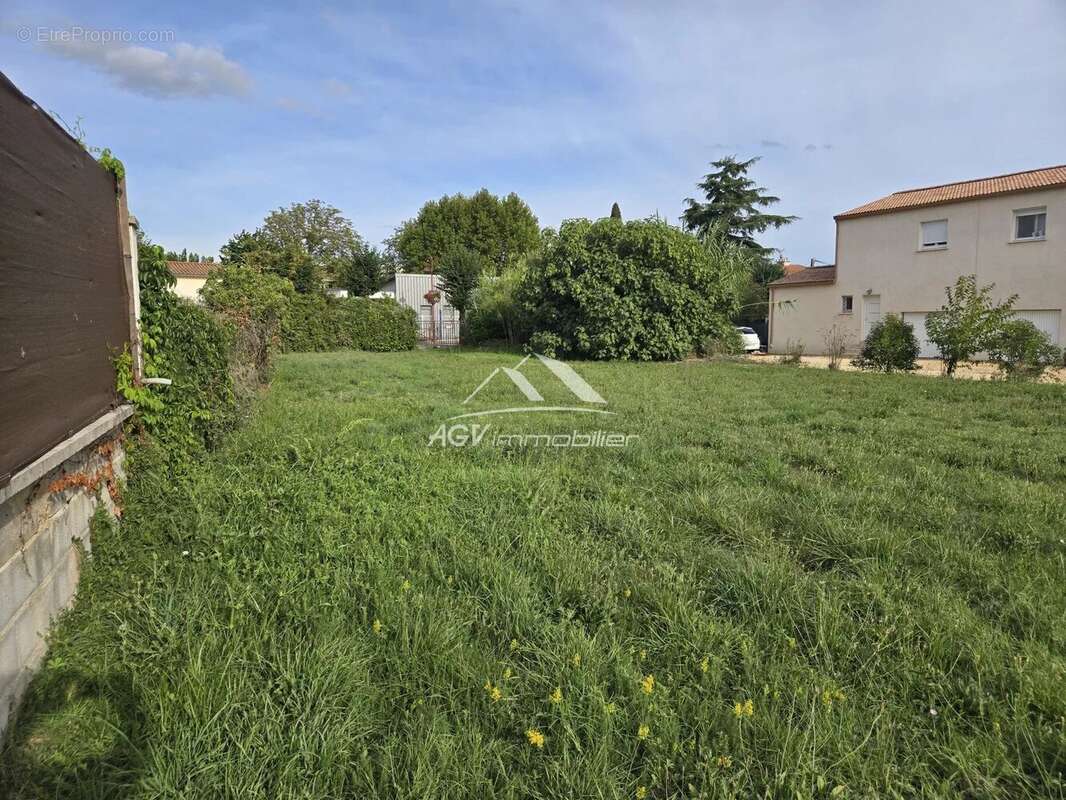 Terrain à SALINDRES