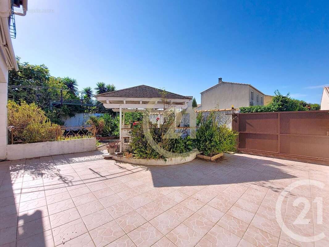 Maison à VILLENEUVE-LES-MAGUELONE