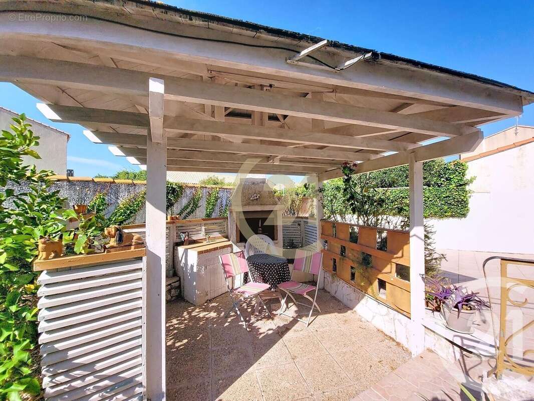 Maison à VILLENEUVE-LES-MAGUELONE