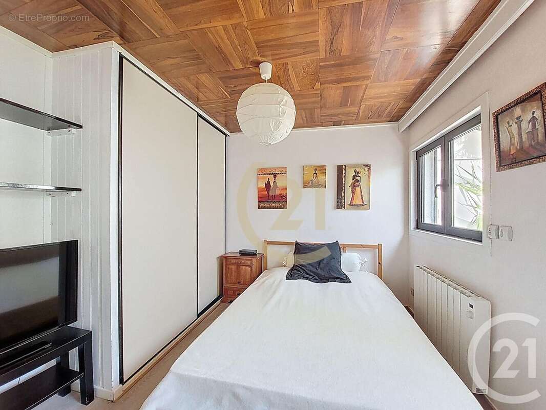 Maison à VILLENEUVE-LES-MAGUELONE