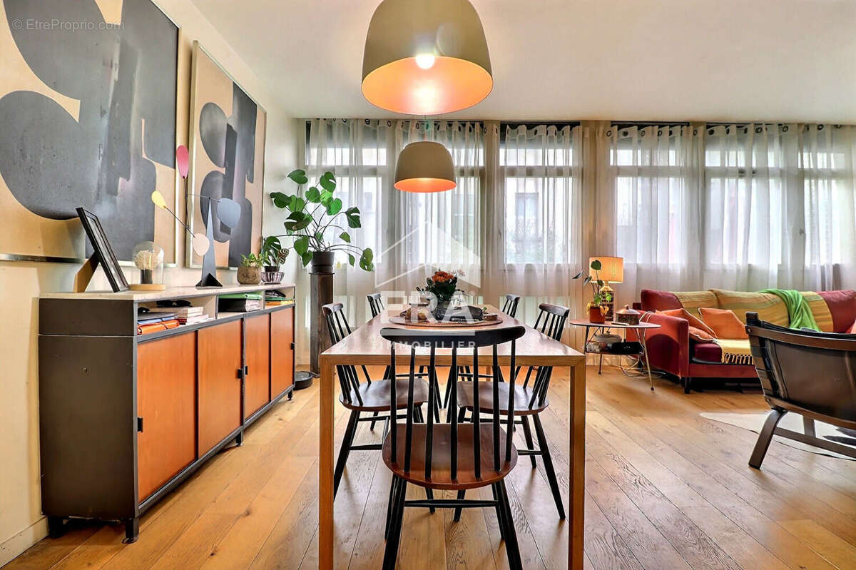 Appartement à SAINT-DENIS