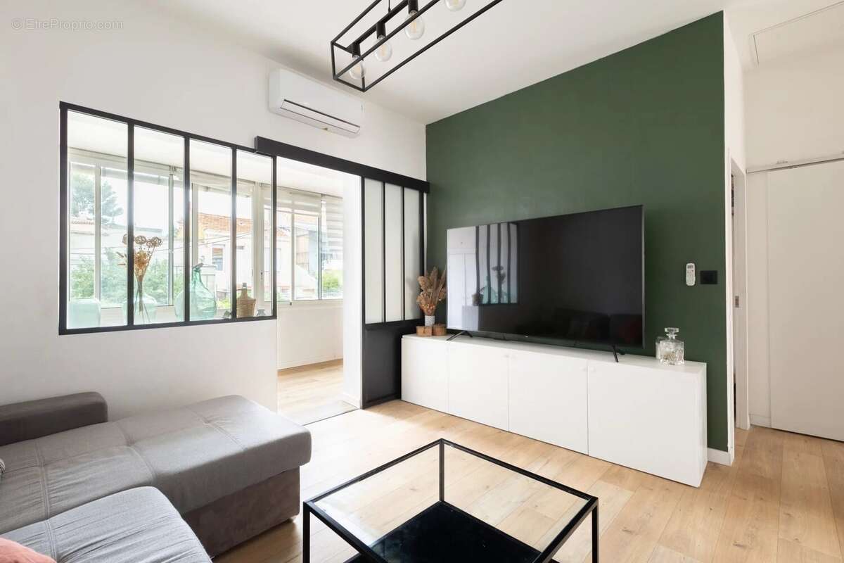 Appartement à MARSEILLE-16E