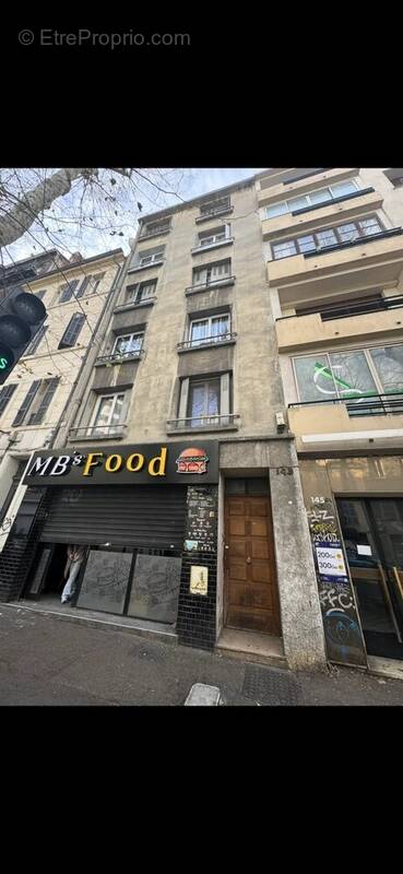 Commerce à MARSEILLE-3E