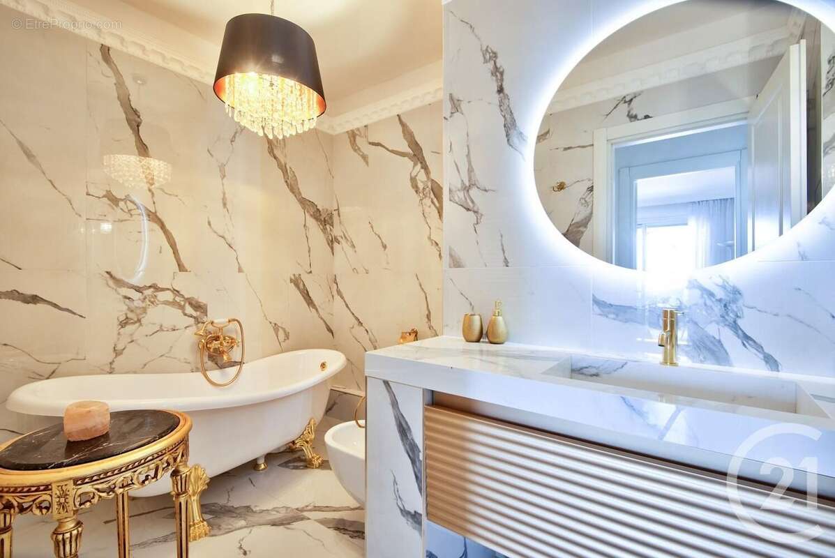 Appartement à VILLEFRANCHE-SUR-MER