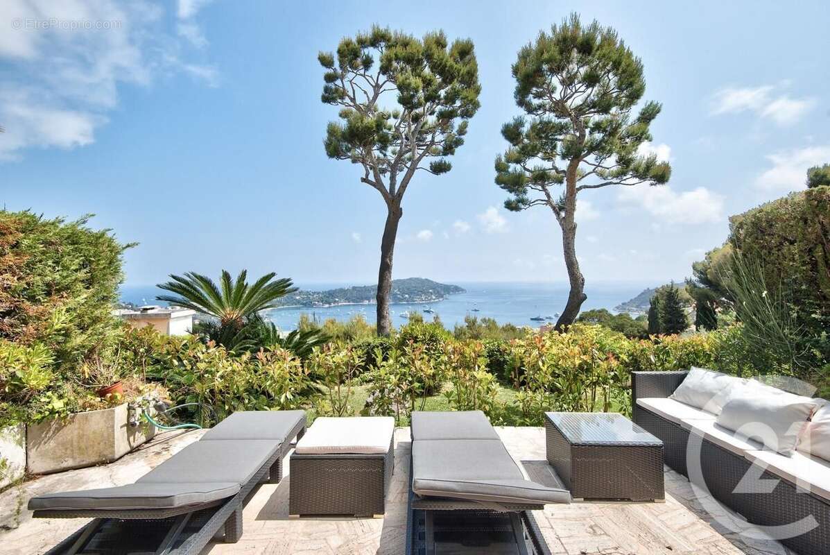 Appartement à VILLEFRANCHE-SUR-MER