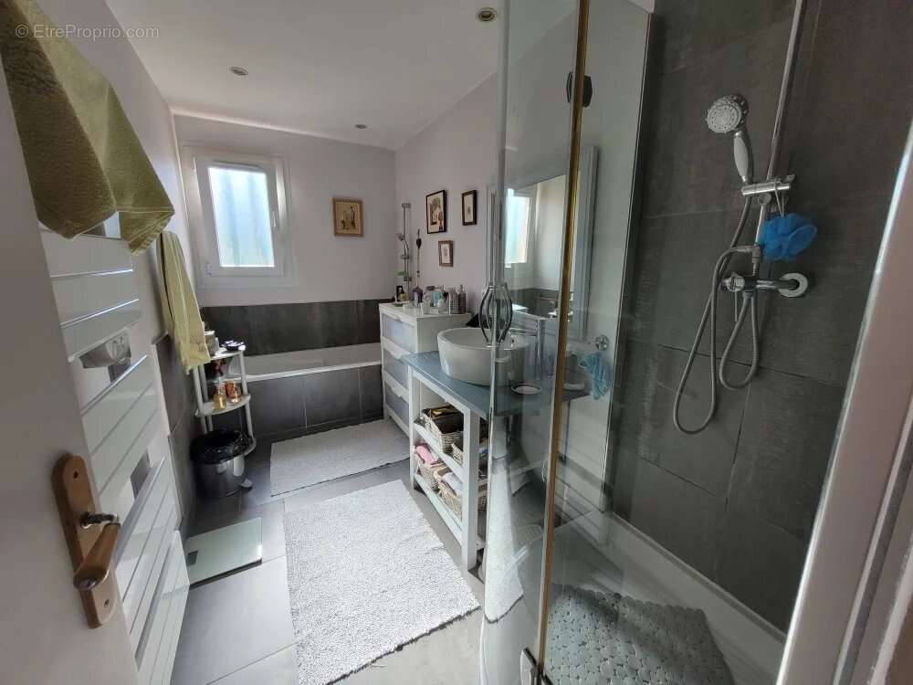 Maison à PEYMEINADE