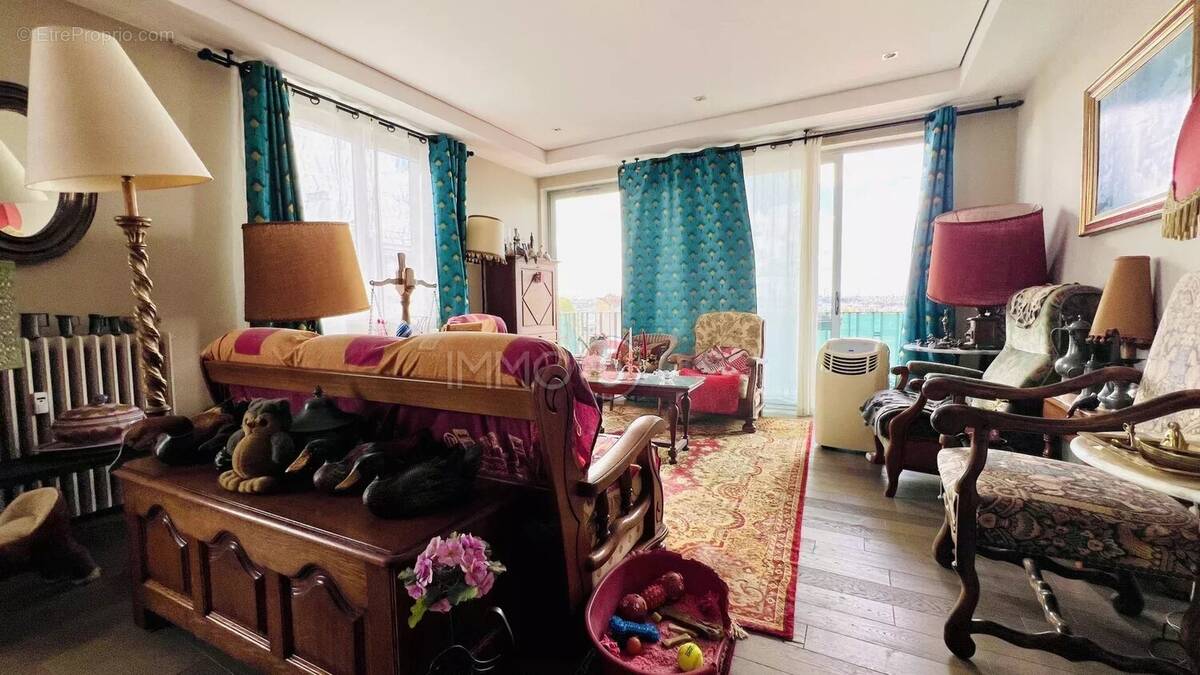 Appartement à LE RAINCY