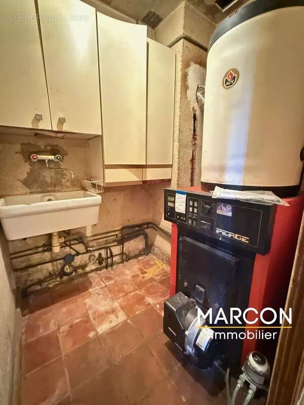 Maison à BUSSIERE-DUNOISE