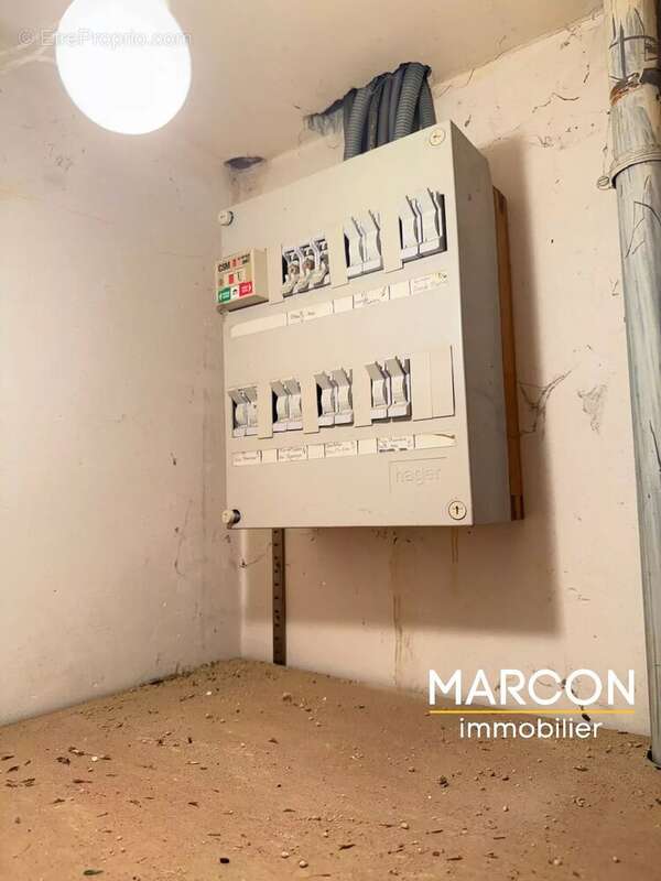 Maison à BUSSIERE-DUNOISE