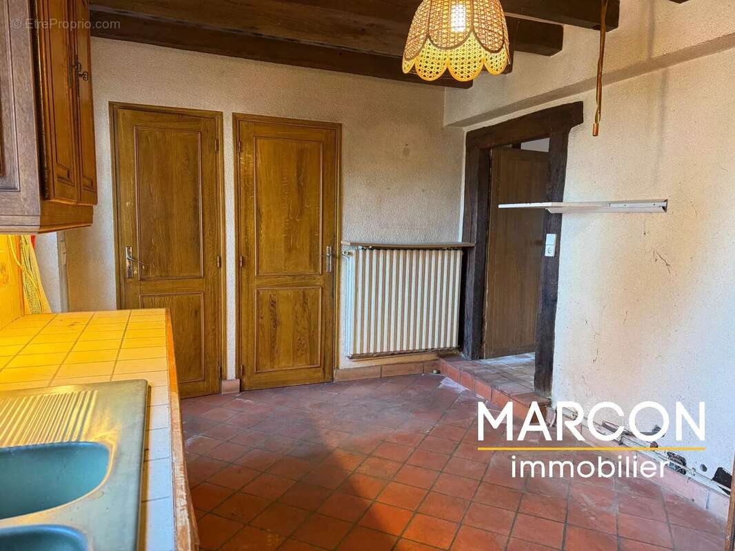 Maison à BUSSIERE-DUNOISE