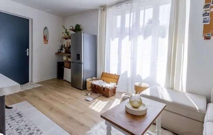 Appartement à EPONE