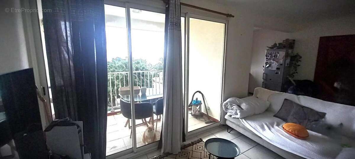 Appartement à SAINT-DENIS