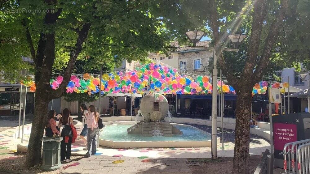 Commerce à BOURG-EN-BRESSE