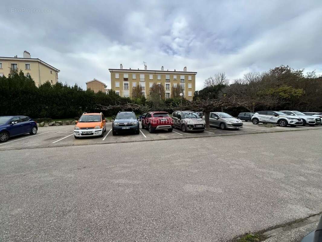 Appartement à AUBAGNE