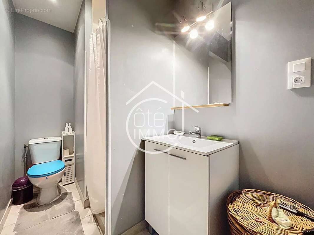 Maison à LAMOTHE-MONTRAVEL