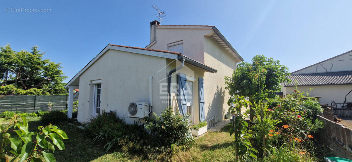 Maison à AUCAMVILLE