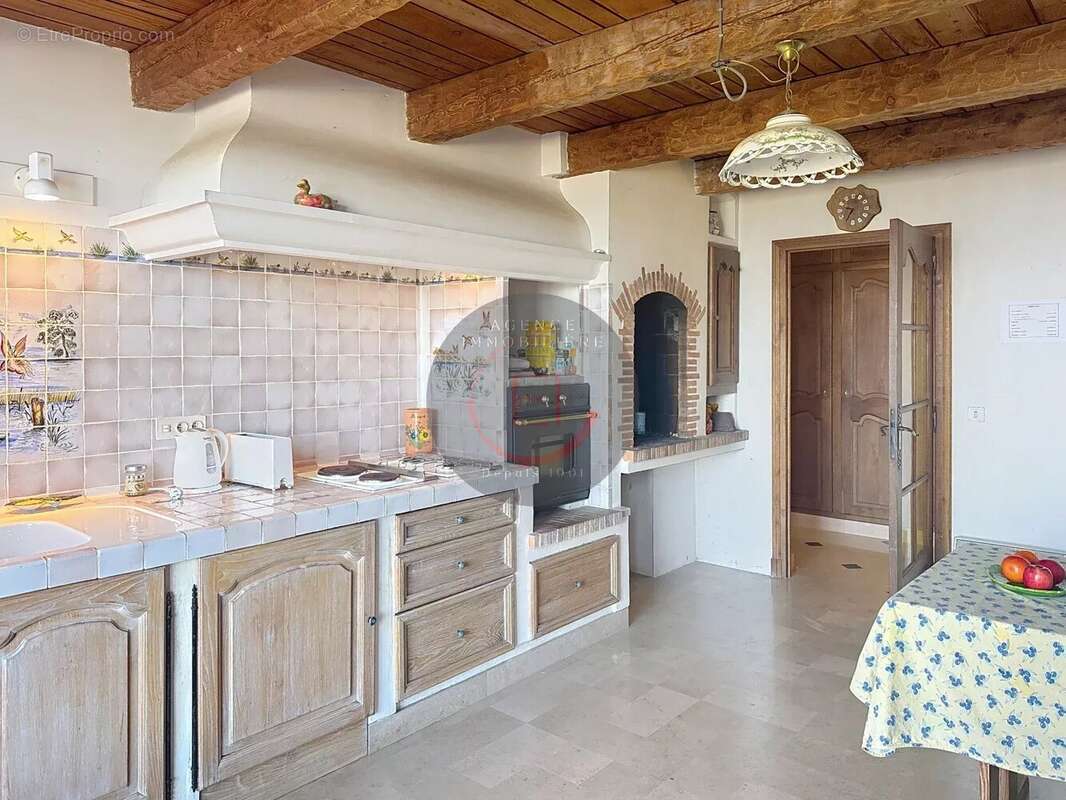 Maison à MANDELIEU-LA-NAPOULE