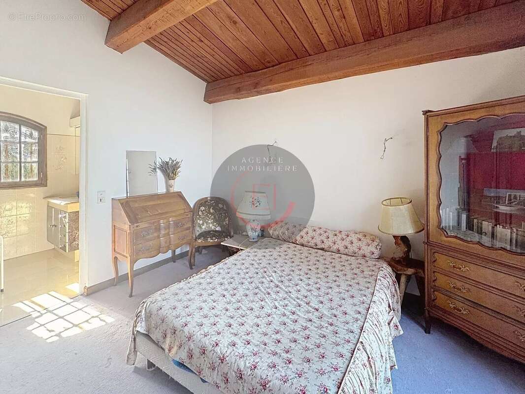 Maison à MANDELIEU-LA-NAPOULE