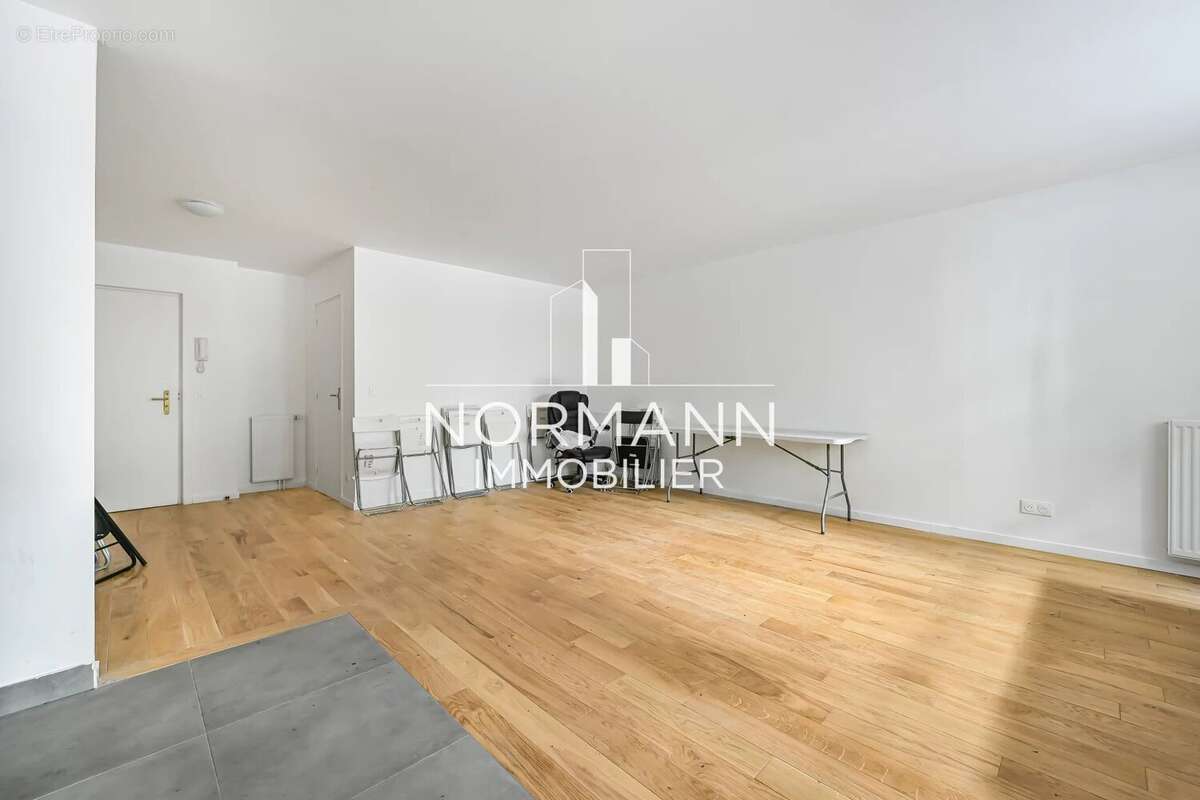 Appartement à LEVALLOIS-PERRET