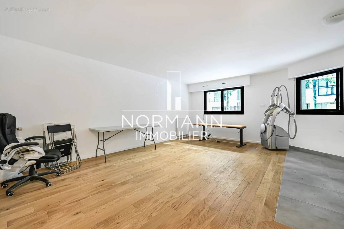 Appartement à LEVALLOIS-PERRET