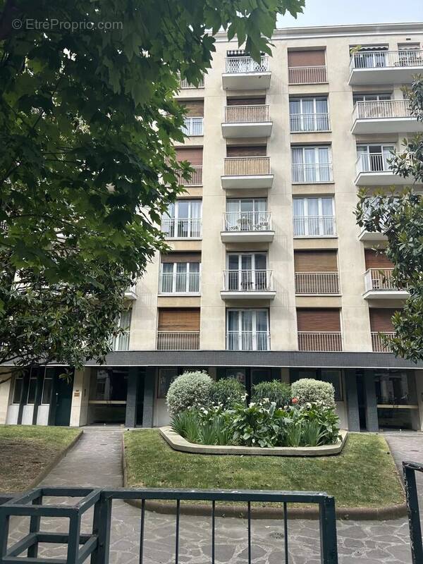 Parking à LEVALLOIS-PERRET