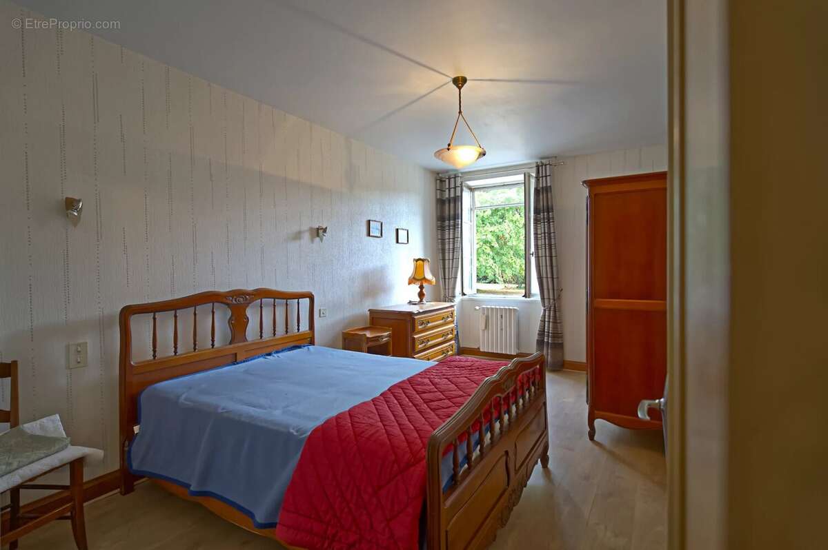 Maison à VILLEFAGNAN