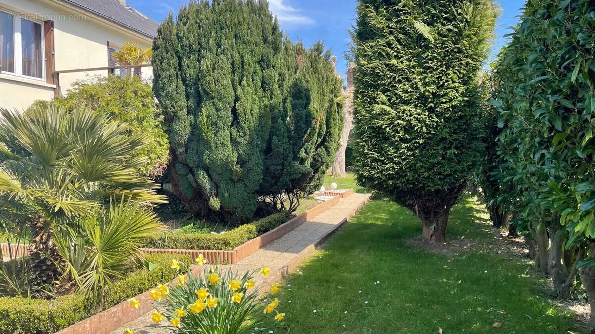 Maison à TROUVILLE-SUR-MER