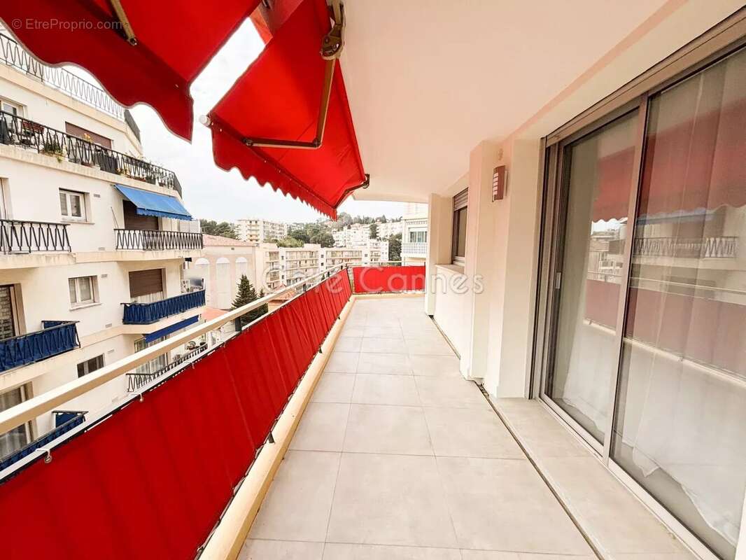 Appartement à CANNES