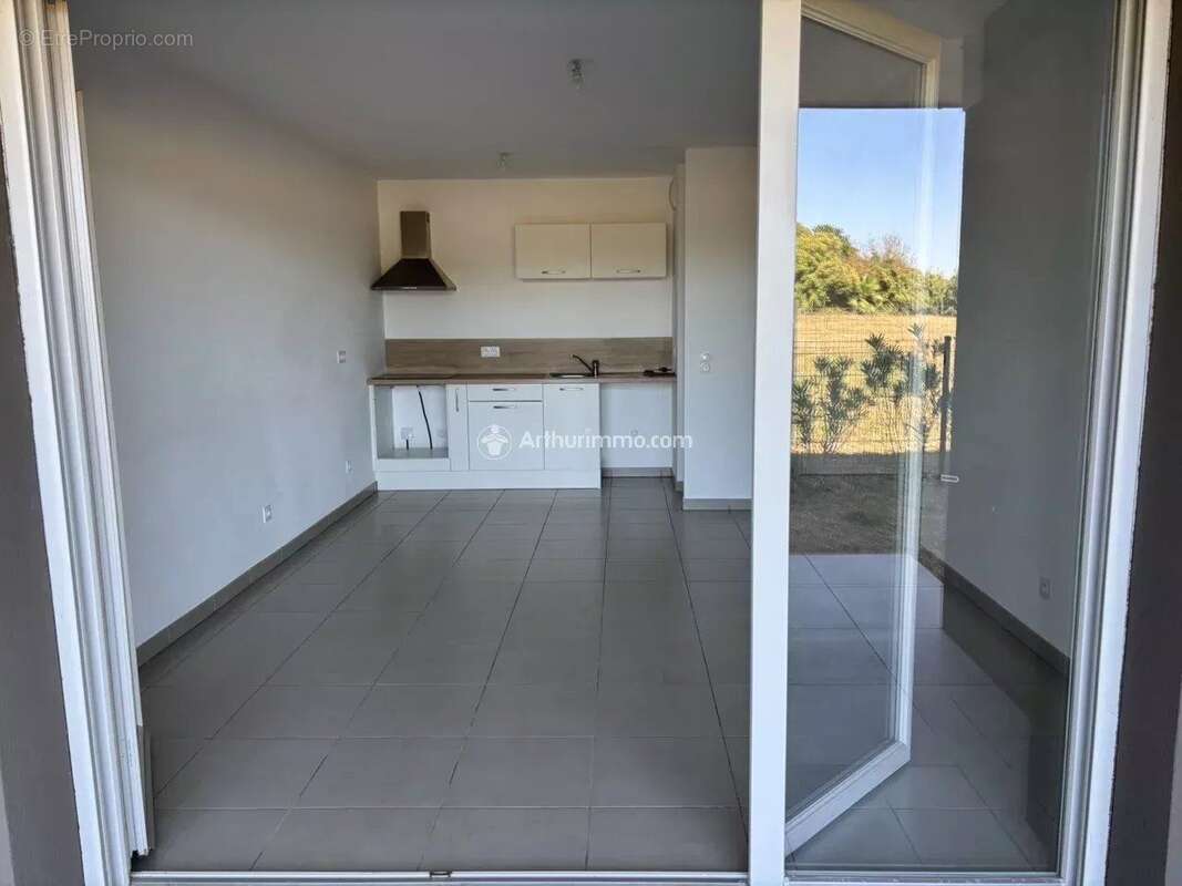 Appartement à HYERES